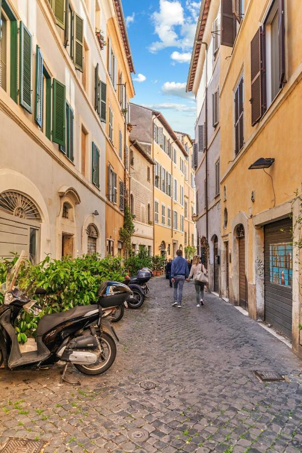 Apartmán R.C. Cappellari Loft Campo De' Fiori Řím Exteriér fotografie