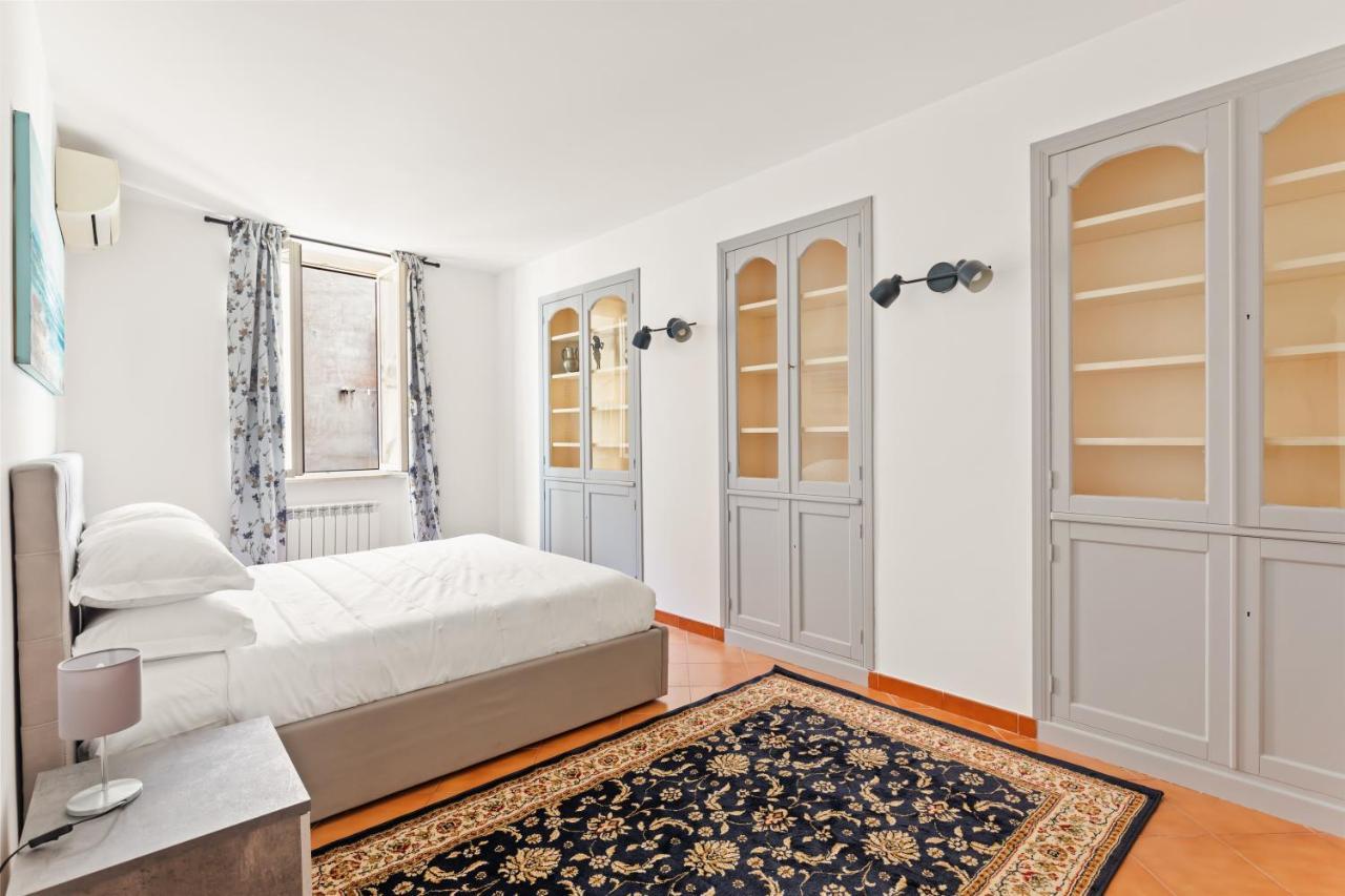 Apartmán R.C. Cappellari Loft Campo De' Fiori Řím Exteriér fotografie